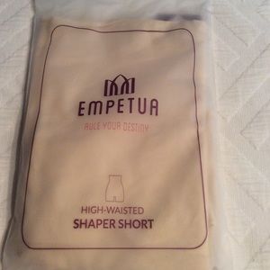 Empetua High Waisted Shaper Short